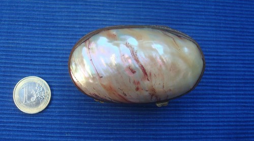 Rare gros oeuf boite - rare,