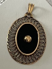 Beau Et Grand Pendentif or