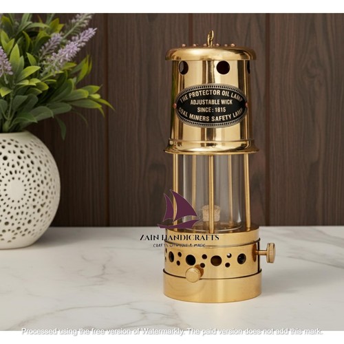 Lampe pétrole ancienne - à,