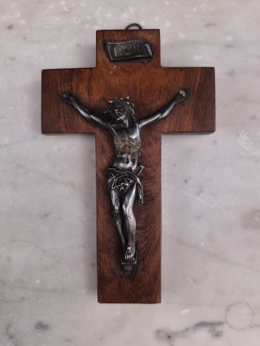 Ancien crucifié bois - en,