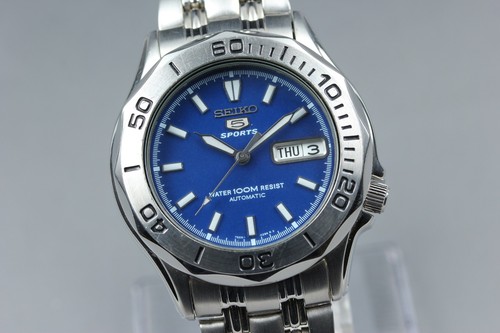 Presque comme neuve montre - [presque,