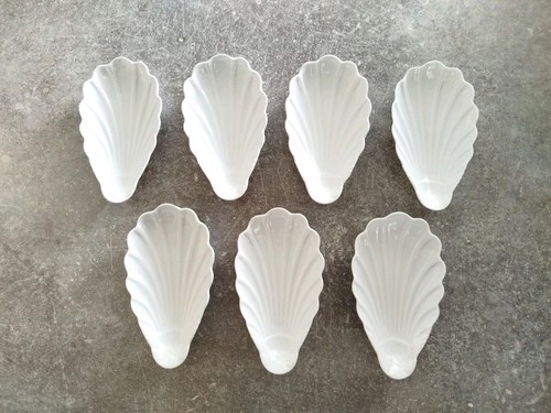Lot raviers porcelaine - de,