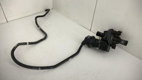 Pompe eau renault - pompe,