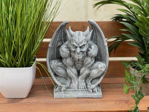 Statuette pierre - statuette, en