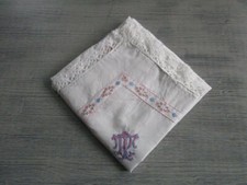 Taie d'oreiller ancienne