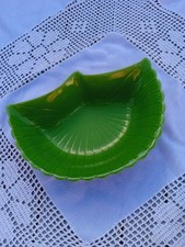 Plat creux en forme de