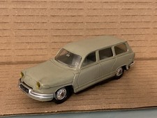 Jouet ancien Panhard 17 Break