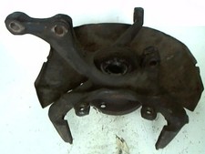 Pivot de moyeu avant droit