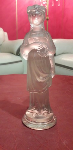 Statuette ancienne verre polie - statuette,
