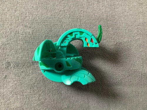 Bakugan deka dragonoid - deka,