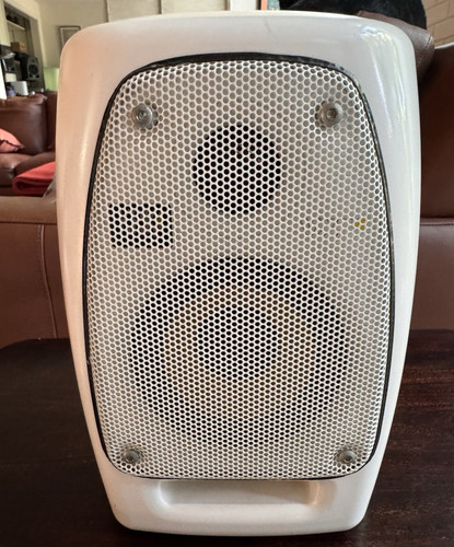 Krk systems vxt4 powered - systems,