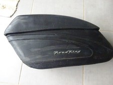 SACOCHE GAUCHE  Harley Davidson Road King Custom FLHRSI  (2003    )
