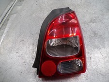 Feu arriere principal droit