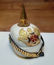 Casque blanc en cuir allemand