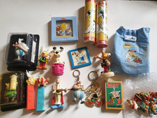 Lot de figurines et produit dirivé Asterix & Obelix les Gaulois