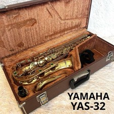 Saxophone alto YAMAHA YAS-32