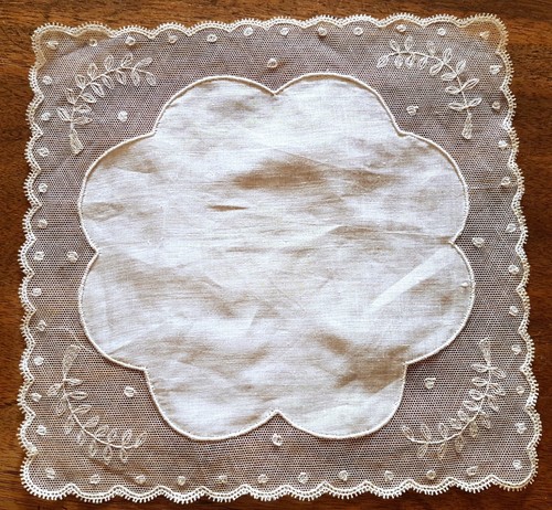 Napperon ancien tulle - napperon,