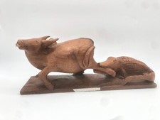 Statue Madagascar en bois - Zébu et crocodile art ethnique africain