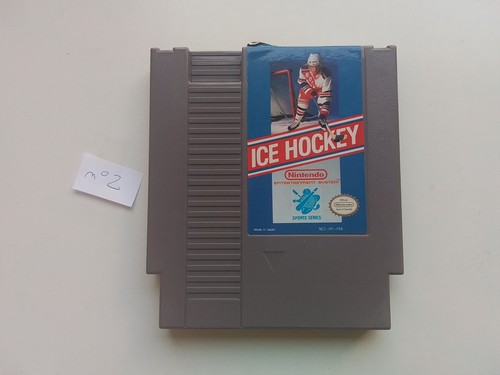 Ice hockey sur - ice,