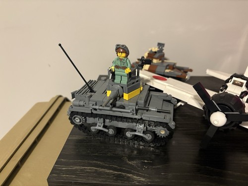Brickmania lego ww2 stuart - lego,
