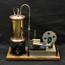 Machine à vapeur faite main -