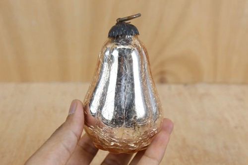 Ornement boule forme de - boule, en