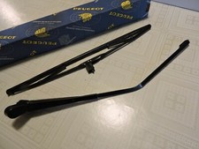 Neuf - Porte balai coudé  + Balai d'essuie glace  Peugeot ??