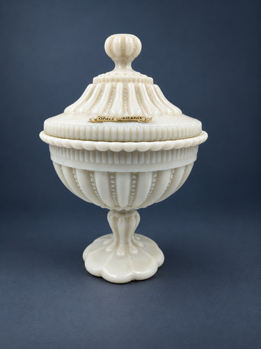 Bonbonnière ancienne opaline - bonbonnière,