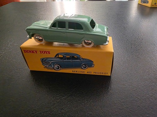 Dinky toys atlas berline - dinky,