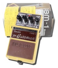 Pédale de préampli BOSS