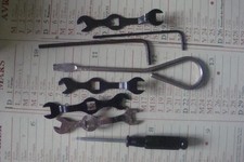 X34/23   / LOT MECCANO VINTAGE OUTILS