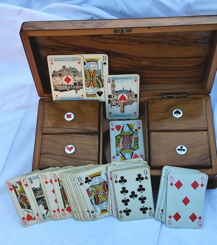 Ancienne boîte jeux - boîte,
