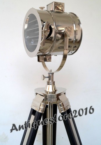 Grand projecteur réglable