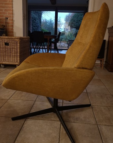 Deux fauteuils pivotants lotus - deux,