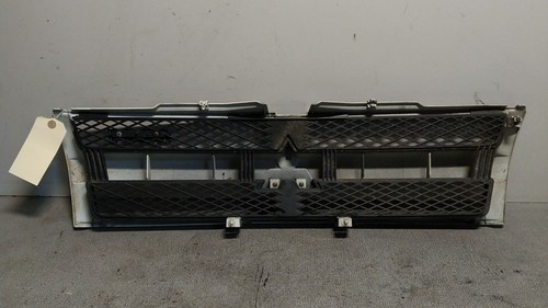 Calandre mitsubishi pajero - mitsubishi,