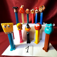 Lot PEZ - 11 pièces - distributeur de bonbons -