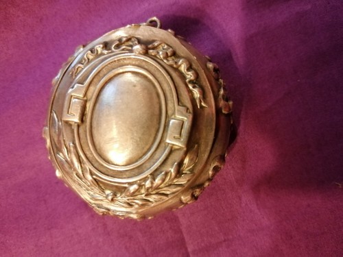Boite pendentif argent 800 - boite,