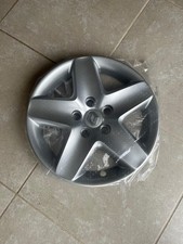 Neuf - Enjoliveur RENAULT