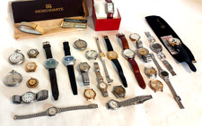 Lot de 28 Montres Vintage
