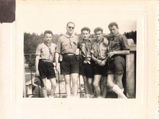 PHOTO ANCIENNE +-1950 COLLECTION SCOUTISME GROUPE DE SCOUTS EN UNIFORMES
