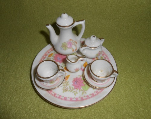 Poupées dinette porcelaine - , 2