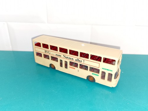 1705262 bus car - 1/87,