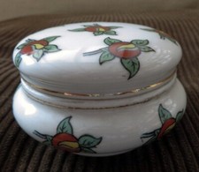 Petite bonbonnière ancienne, en  porcelaine de Limoges