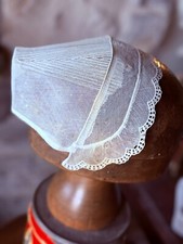 DENTELLE ANCIENNE - COIFFE