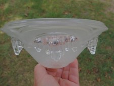 Ancienne coupelle  / tulipe en