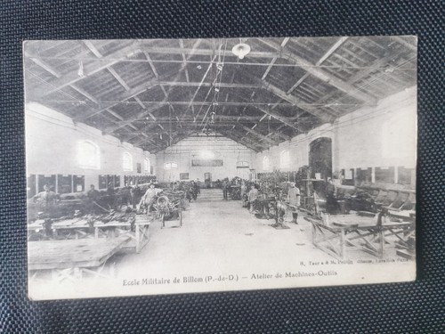 Cpa ecole militaire de - 71,