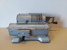 Calculatrice mécanique arithmomètre URSS Felix. Machine à ajouter originale s...