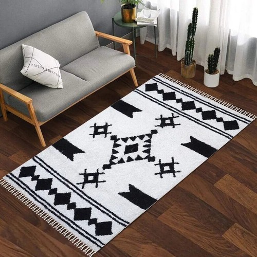 Nouveau tapis floral - , de
