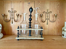 Vinaigrier ancien Napoléon III ,Élégant service de table en Terre de Fer