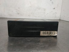 8200205833C autoradio RENAULT